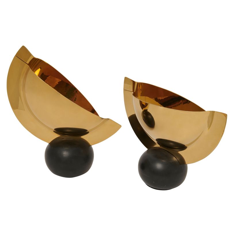 Gold-Champ-Vase-with-Marble-Base